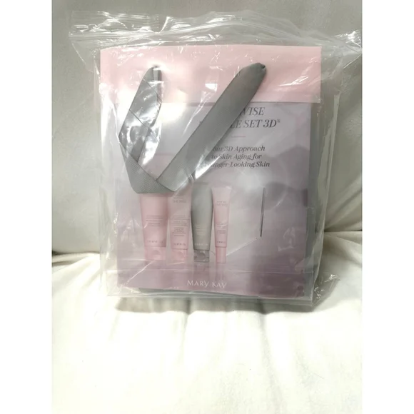 New Mary Kay Timewise Miracle Set 3D Combination to Oily - Picture 2 of 6